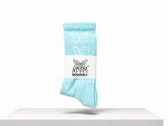 AWAKENING Socks in Blau – Unisex-Crew-Socken mit Banderole und Schmetterlingsdetail