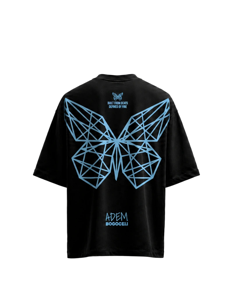 EMPOWERMENT Oversized Full Wing - schwarzes Unisex-T-Shirt, Rückseite mit blauem Schmetterlingsprint